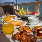 Hotel Brigantino Non Dista 3*