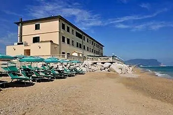 Brigantino Non Dista Hotel 3*