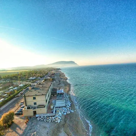 Hotel Brigantino Non Dista Porto Recanati