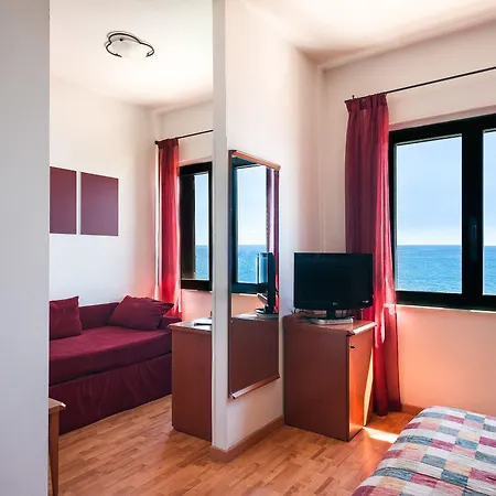 Brigantino Non Dista بورتو ريكاناتي