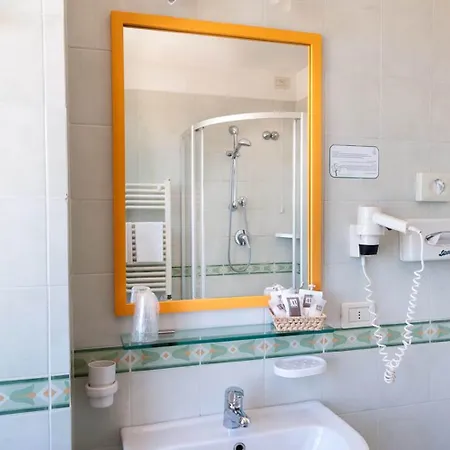 Brigantino Non Dista Hotel