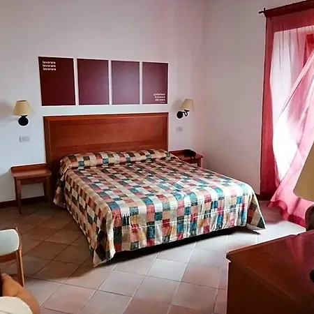 Brigantino Non Dista 3* Porto Recanati