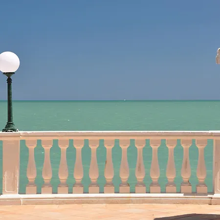 Brigantino Non Dista Porto Recanati