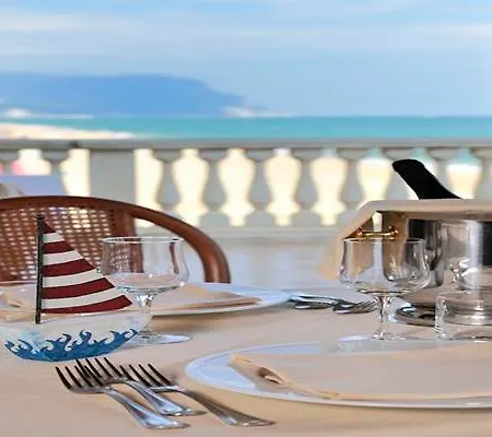 Brigantino Non Dista 3* Porto Recanati