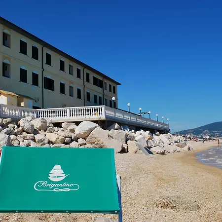 Brigantino Non Dista Porto Recanati