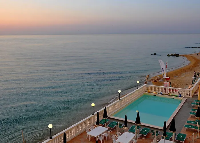 Brigantino Non Dista Hotel 3*