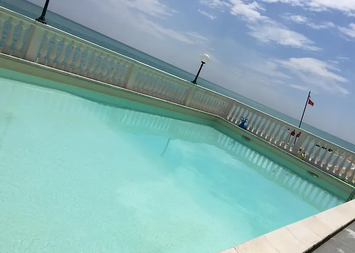 Brigantino Non Dista Porto Recanati